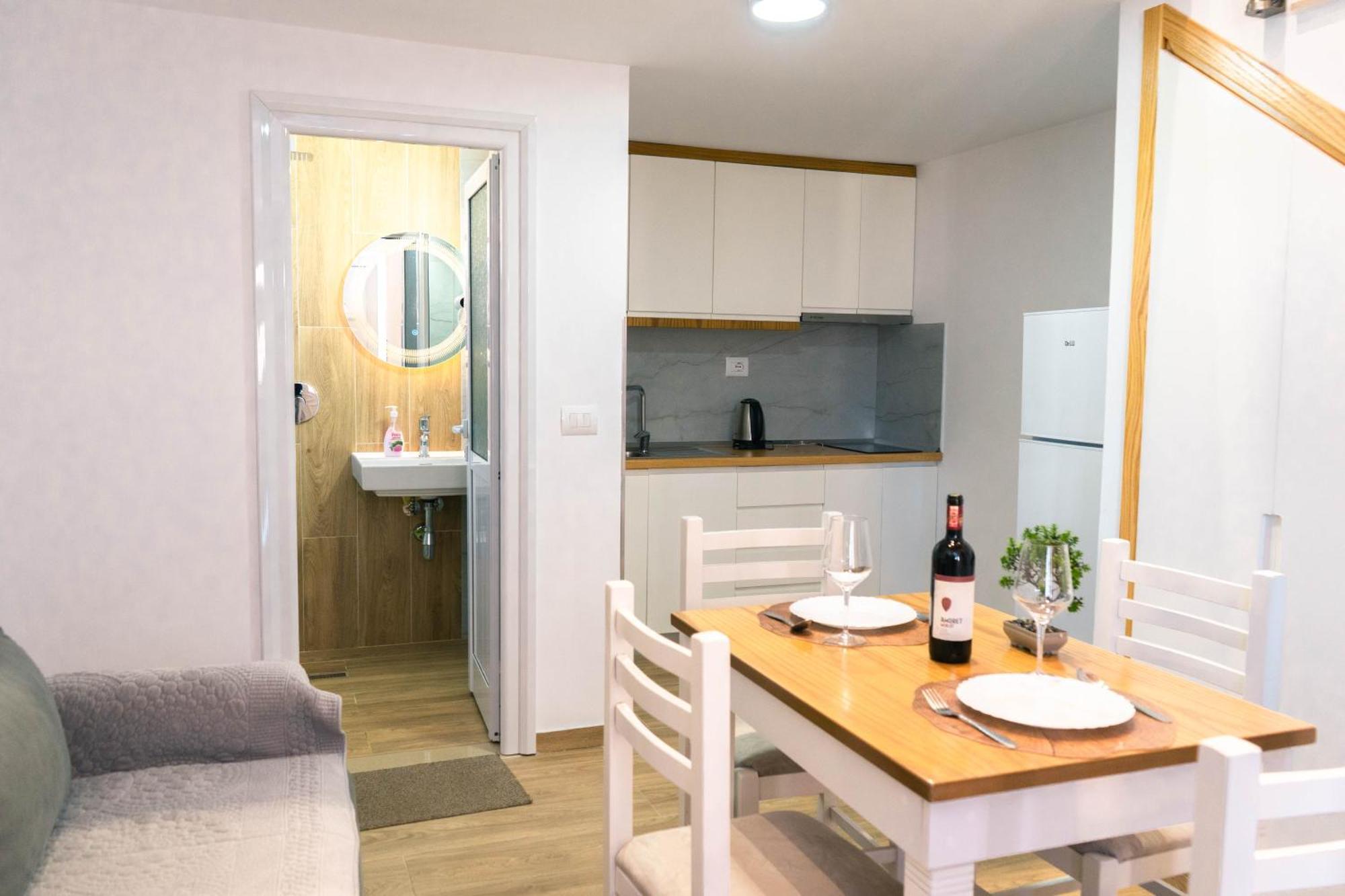 Vila Anxhelo Vlorë Exterior foto